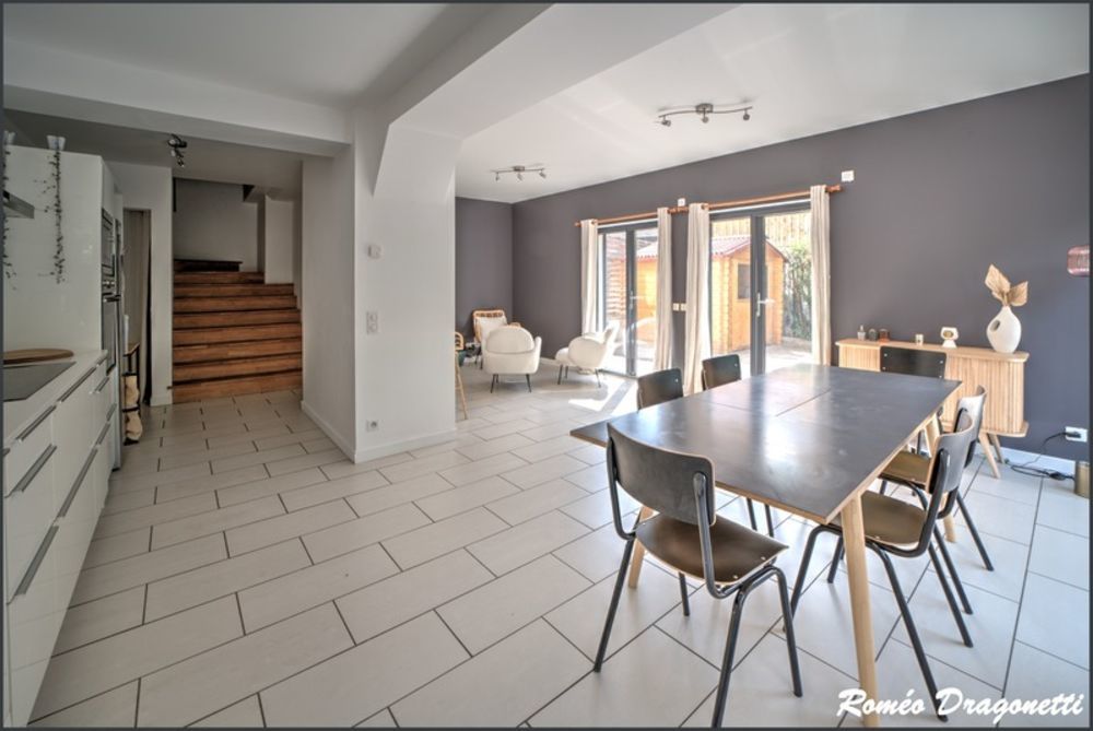 � vendre  Duplex/triplex Pr�vessin-Mo�ns (01280)