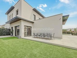  Maison � vendre 5 pi�ces 170 m�