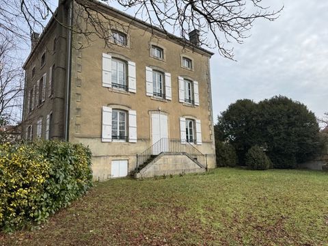   DEMEURE D'EXCEPTION EN COEUR DE VILLE Maison - 10 pi�ce(s) - 260 m�