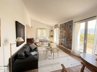  Villa � vendre 8 pi�ces 218 m�