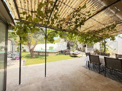   Maison familiale � vendre 5 pi�ces FOS SUR MER (13) Chemin�e 110 m2 sur un terrain de 300 M2 - Piscine Maison - 5 pi�ce(s) - 110 m�