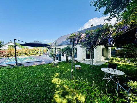   Maison 230m� 6 chambres vue Pyr�n�es Maison - 7 pi�ce(s) - 230 m�