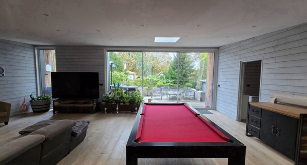 � vendre  Villa L�ognan (33850)