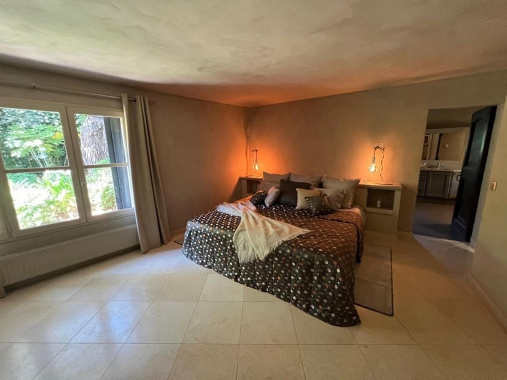 � vendre  Villa Le Rouret (06650)