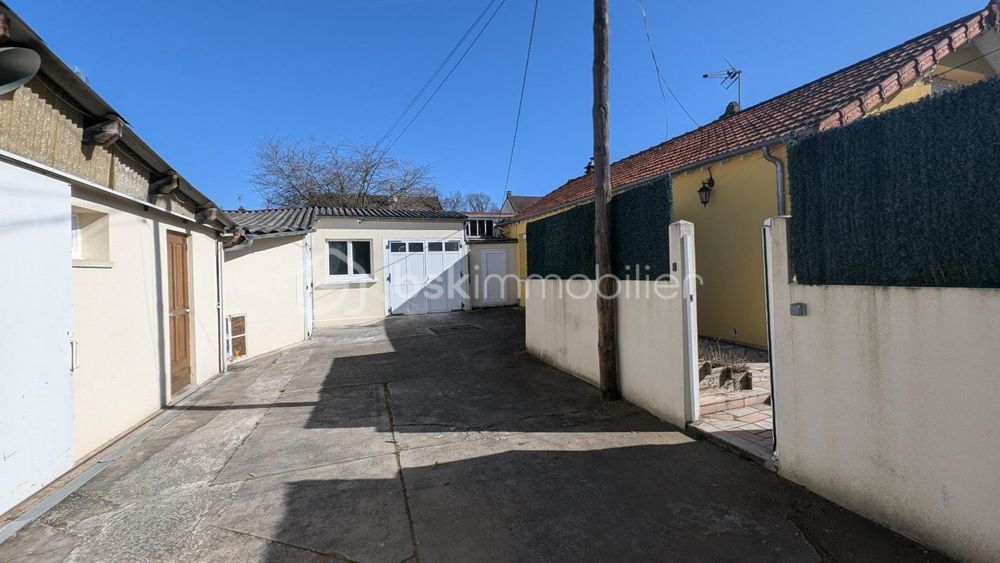 � vendre  Maison Sainte-Genevi�ve-des-Bois (91700)