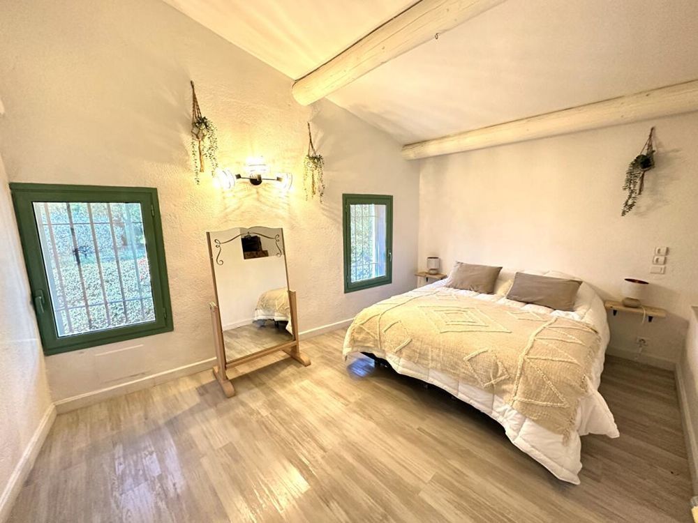 � vendre  Propri�t�/ch�teau Grans (13450)