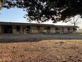  Propri�t�/ch�teau � vendre 7 pi�ces 155 m�