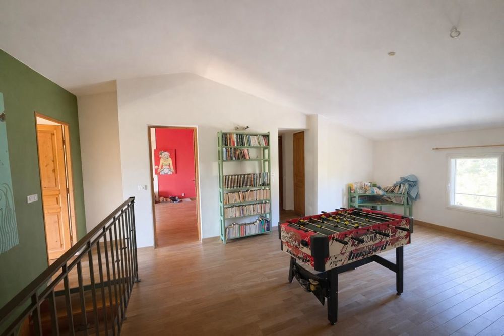 � vendre  Villa Cucuron (84160)