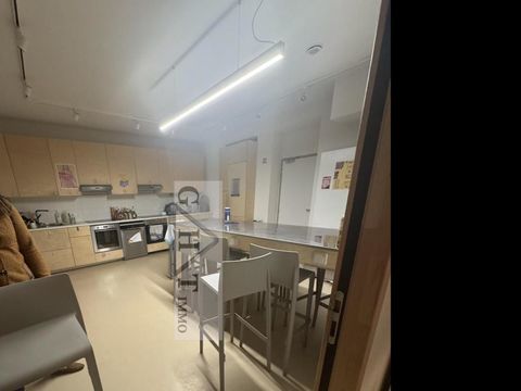 ENTREP&Ocirc;T/BUREAUX DE 1018M&sup2; &Agrave; LOUER&Agrave; PARIS 20078 75019 Paris