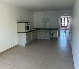  Appartement � louer 4 pi�ces 82 m�