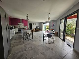  Villa � vendre 5 pi�ces 130 m�