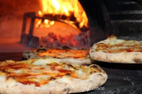 Exclusivit&eacute; - &Agrave; VENDRE � Fonds de commerce Pizzeria, dans un village de charme des Pyr&eacute;n&eacute;es Orientales, Claira (66), entre mer e 68000 66530 Claira
