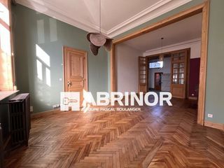  Maison � vendre 8 pi�ces 210 m�