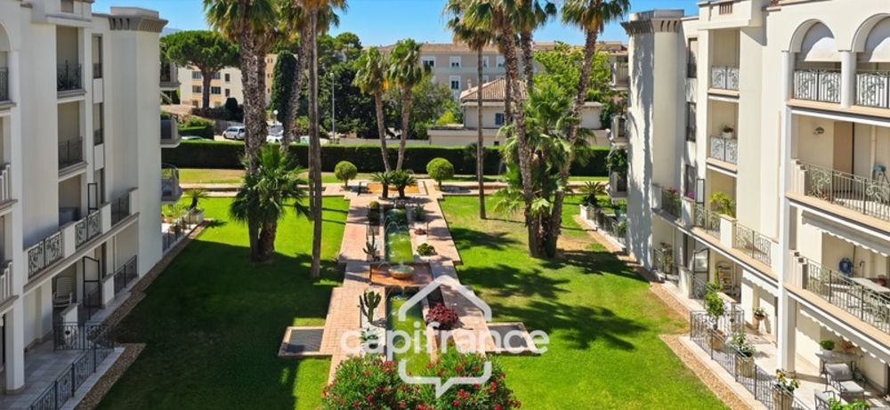 � vendre  Appartement Sanary-sur-Mer (83110)