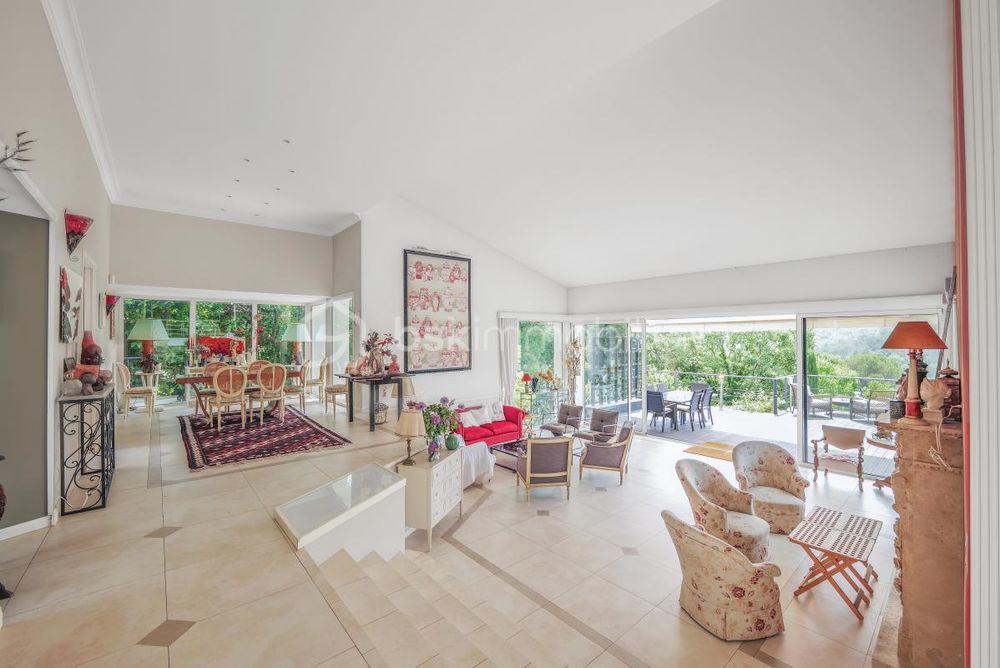 � vendre  Maison Valbonne (06560)