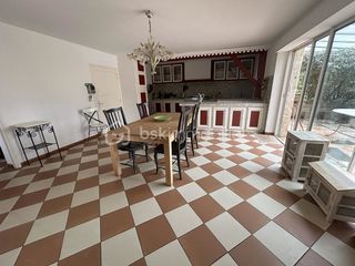  Propri�t�/ch�teau � vendre 8 pi�ces 332 m�