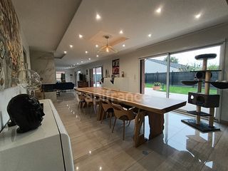  Villa � vendre 11 pi�ces 376 m�