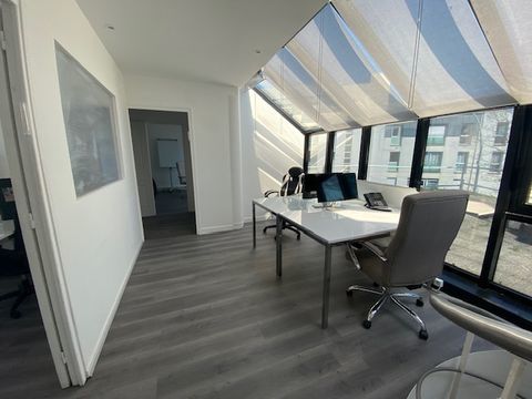 Bureaux fonctionnels et lumineux dot&eacute;s de plusieurs terrasses 3827 93170 Bagnolet