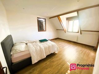  Maison � vendre 8 pi�ces 219 m�