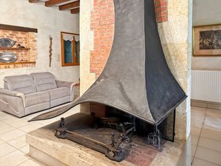  Immeuble � vendre 585 m�