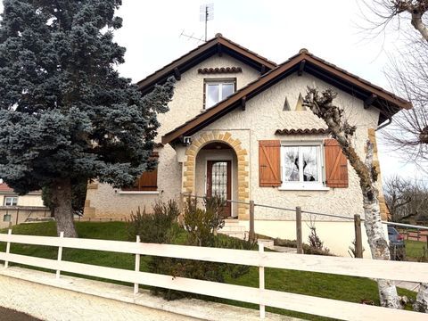   Maison � vendre 0 pi�ces PARAY LE MONIAL (71) Maison - 6 pi�ce(s) - 153 m�