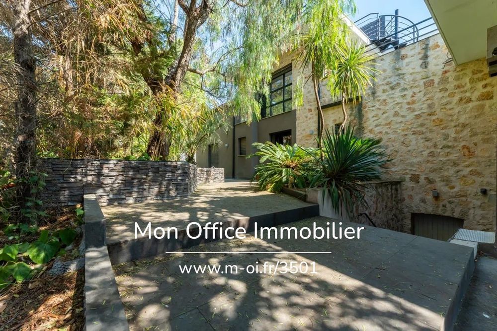 � vendre  Villa Saint-Rapha�l (83700)