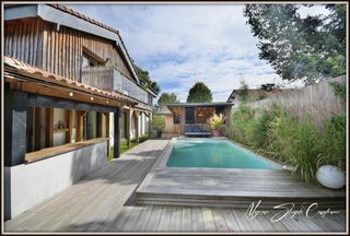  Maison � vendre 8 pi�ces 306 m�