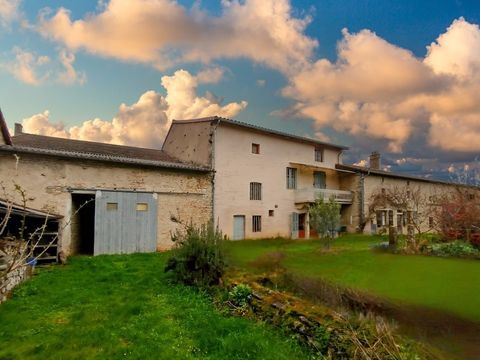   Propriete � vendre 15 pi�ces UCHIZY (71) Ferme - 10 pi�ce(s) - 234 m�