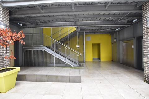 A louer bureaux proches de la Gare du Nord 10937 75018 Paris