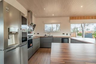  Maison 6 pi�ces 157 m� Ares