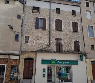  Immeuble � vendre 10 pi�ces 275 m�