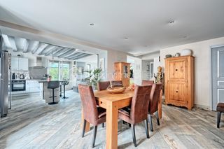  Propri�t�/ch�teau � vendre 7 pi�ces 165 m�