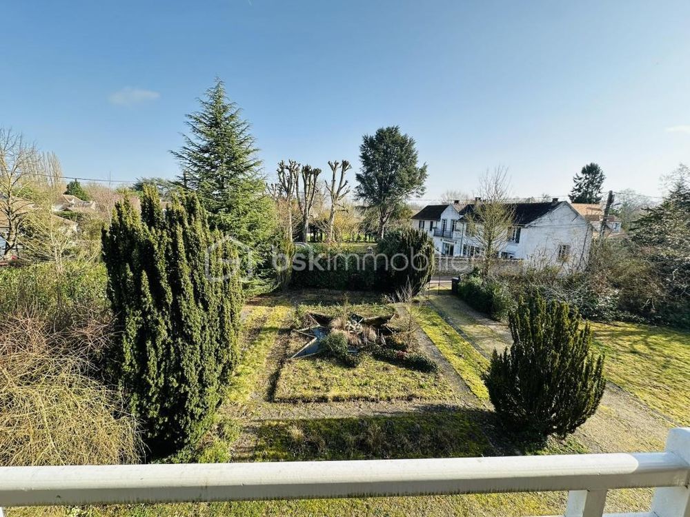 � vendre  Propri�t�/ch�teau Bois-le-Roi (77590)