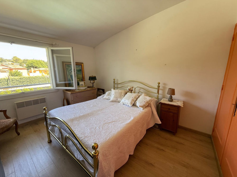 � vendre  Maison Saint-Rapha�l (83700)