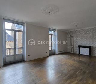  Immeuble � vendre 10 pi�ces 1405 m�