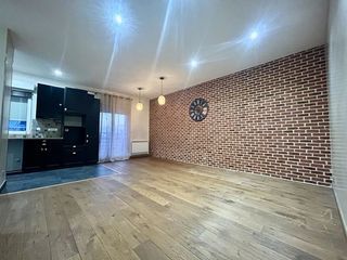  Appartement � vendre 7 pi�ces 105 m�