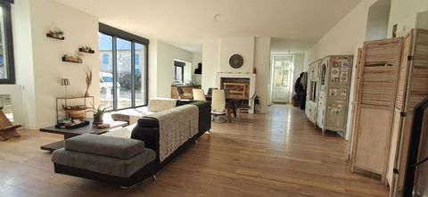   BIEN RARE...Maison Bonchamp Les Laval (53960) 8 pi�ce(s) 192 m2 sur 3.5 hectares Maison - 8 pi�ce(s) - 192 m�