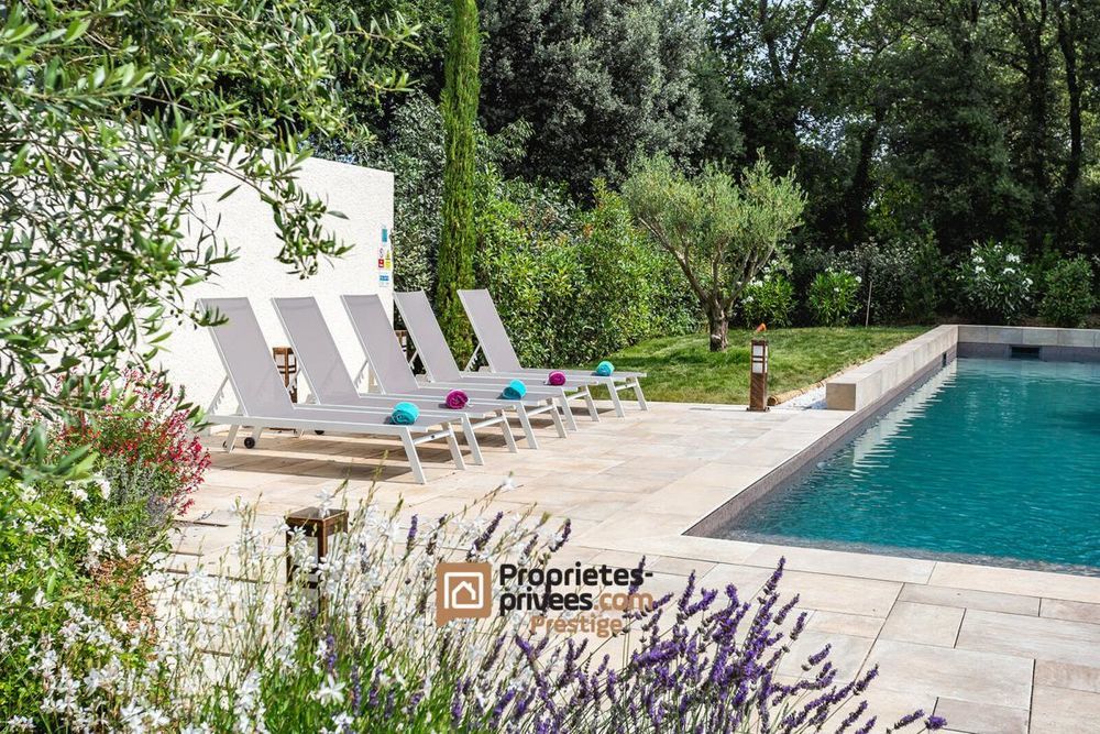 � vendre  Villa Uz�s (30700)