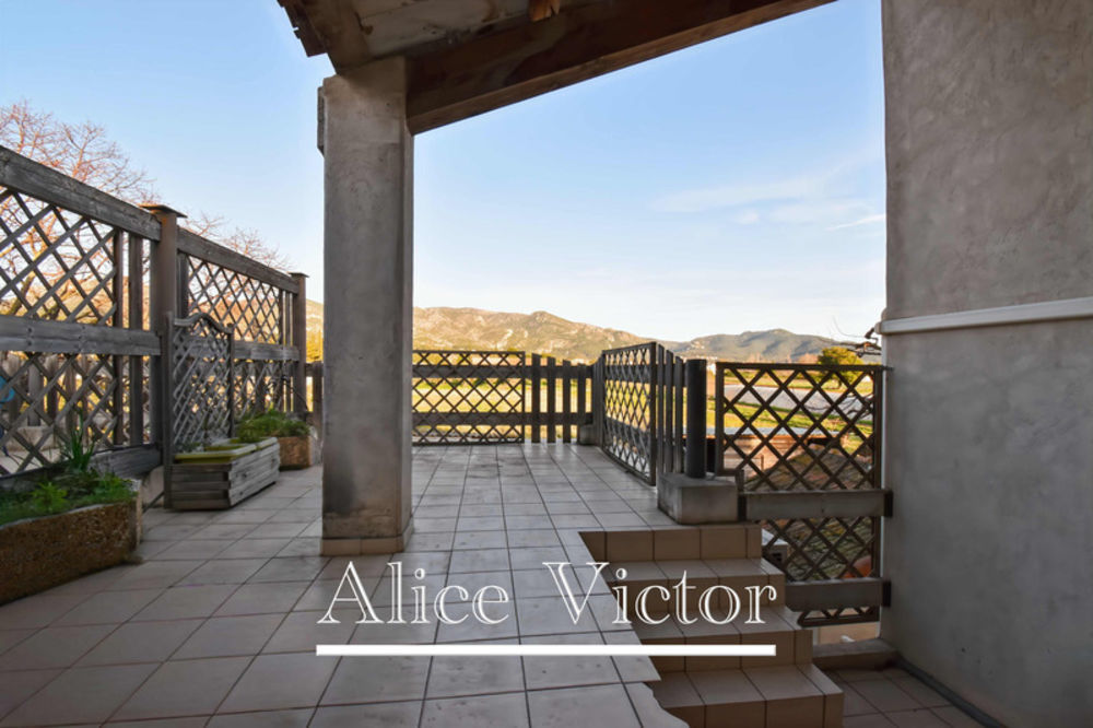 � vendre  Maison Aubagne (13400)