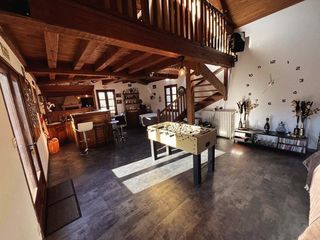  Maison � vendre 9 pi�ces 230 m�