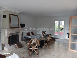  Propri�t�/ch�teau � vendre 8 pi�ces 271 m�