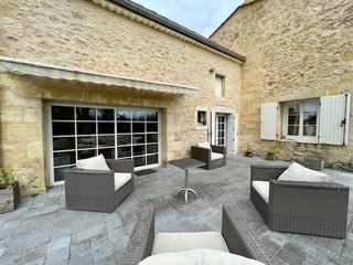  Maison � vendre 9 pi�ces 250 m�