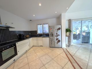  Villa � vendre 6 pi�ces 150 m�