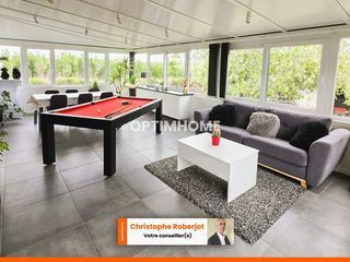  Maison � vendre 10 pi�ces 243 m�