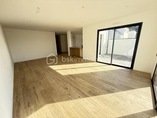  Maison 6 pi�ces 135 m� Montreuil le gast