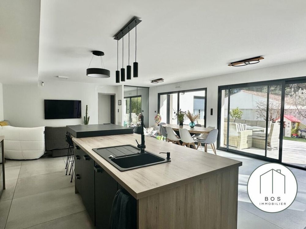 � vendre  Villa Rognac (13340)