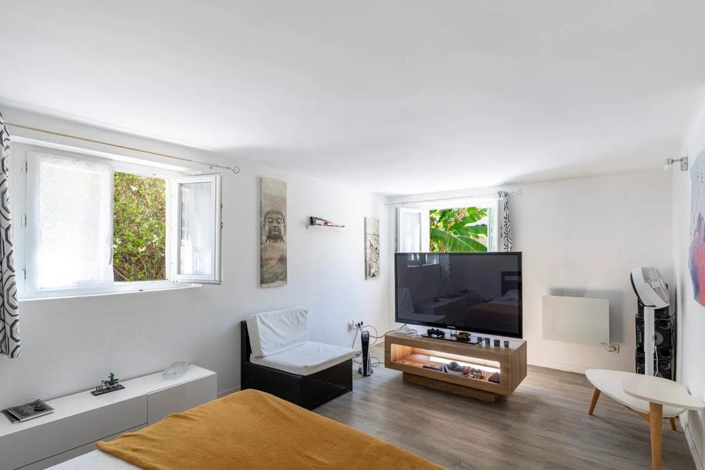 � vendre  Maison Antibes (06600)