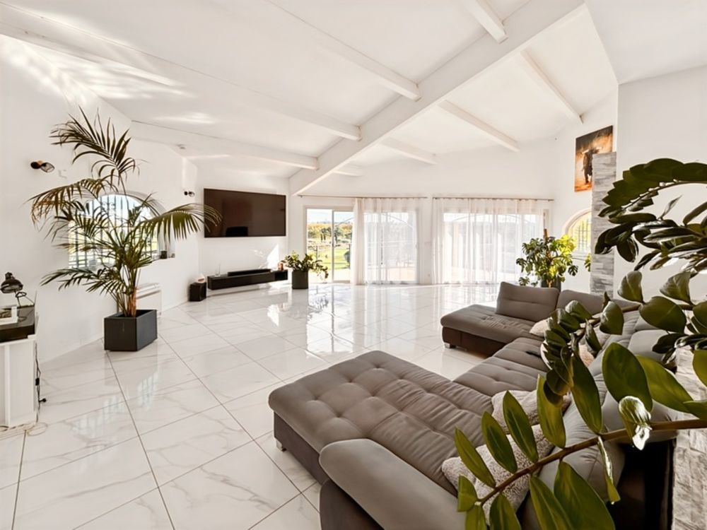 � vendre  Villa Juvignac (34990)