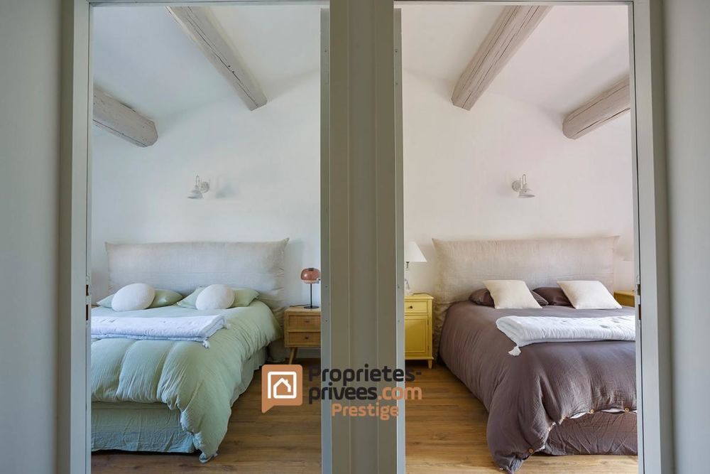 � vendre  Villa Uz�s (30700)