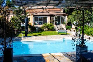  Maison � vendre 10 pi�ces 219 m�